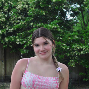 Meet your Posher, Manuela